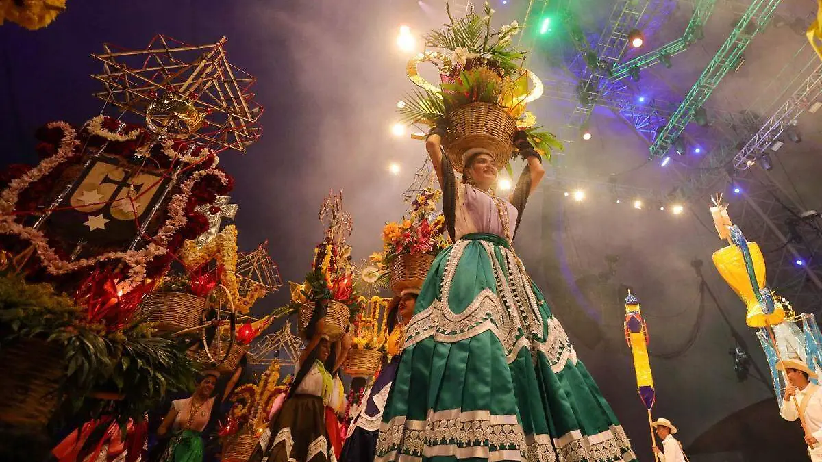 Guelaguetza en el Cervantino